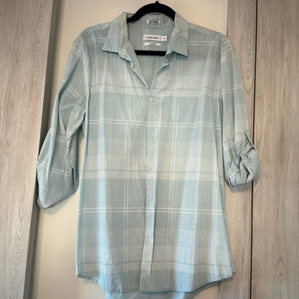 Calvin Klein Dress shirt size L